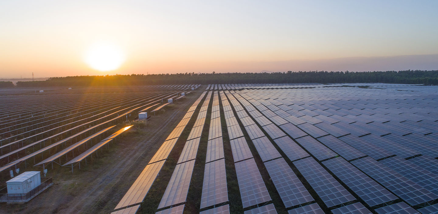 Large Ground Solar Power Station