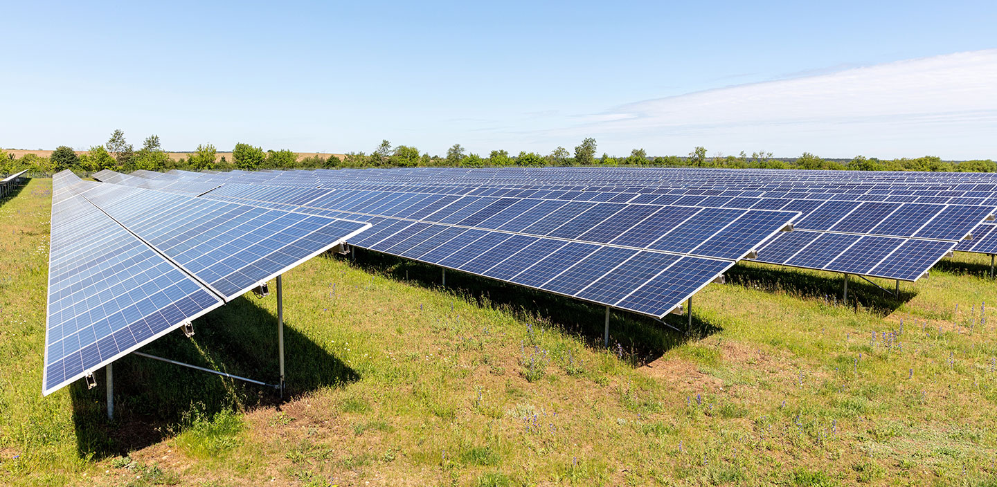 GEstación de energía solar terrestre a gran escala