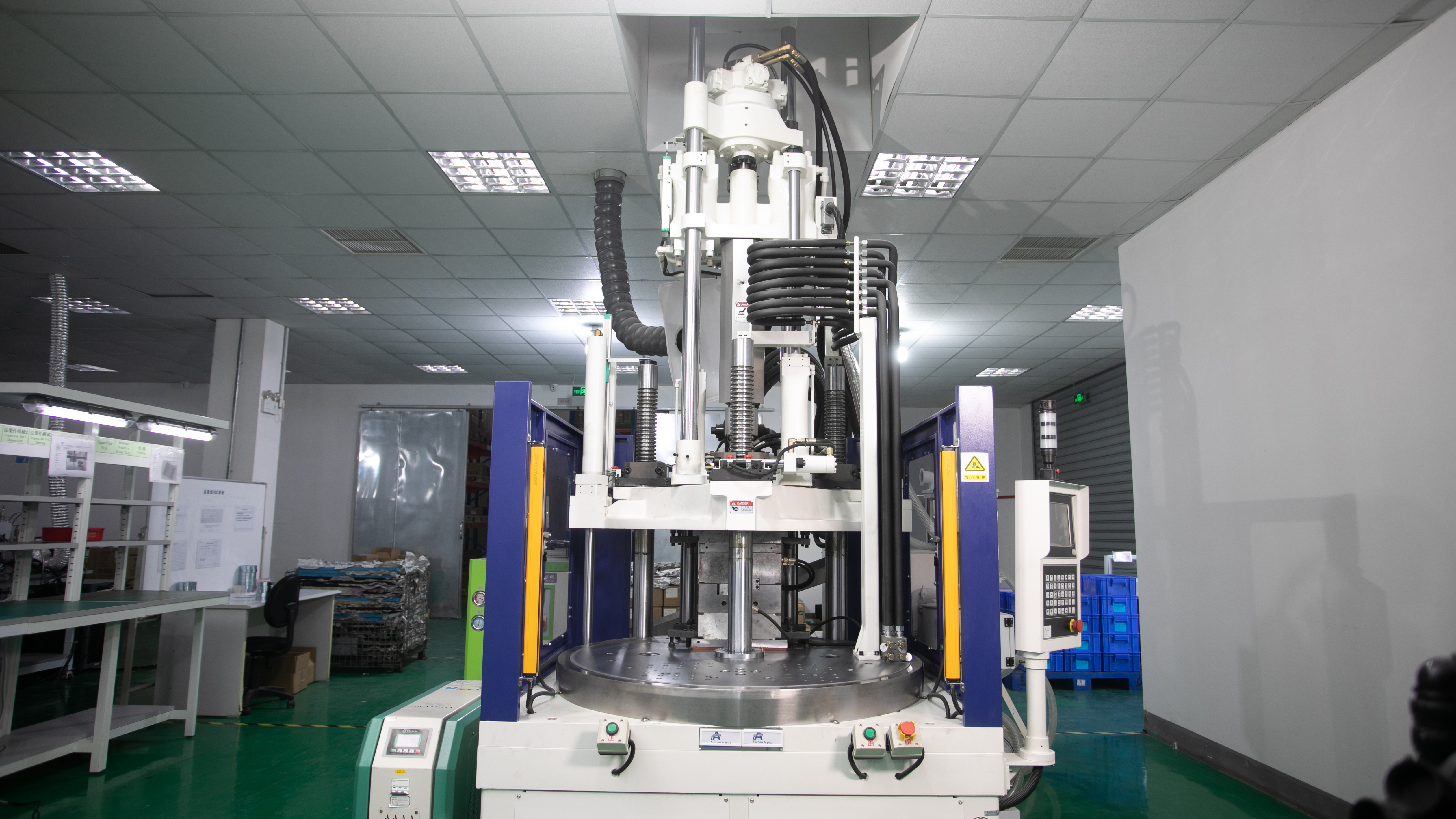 Injection molding machine