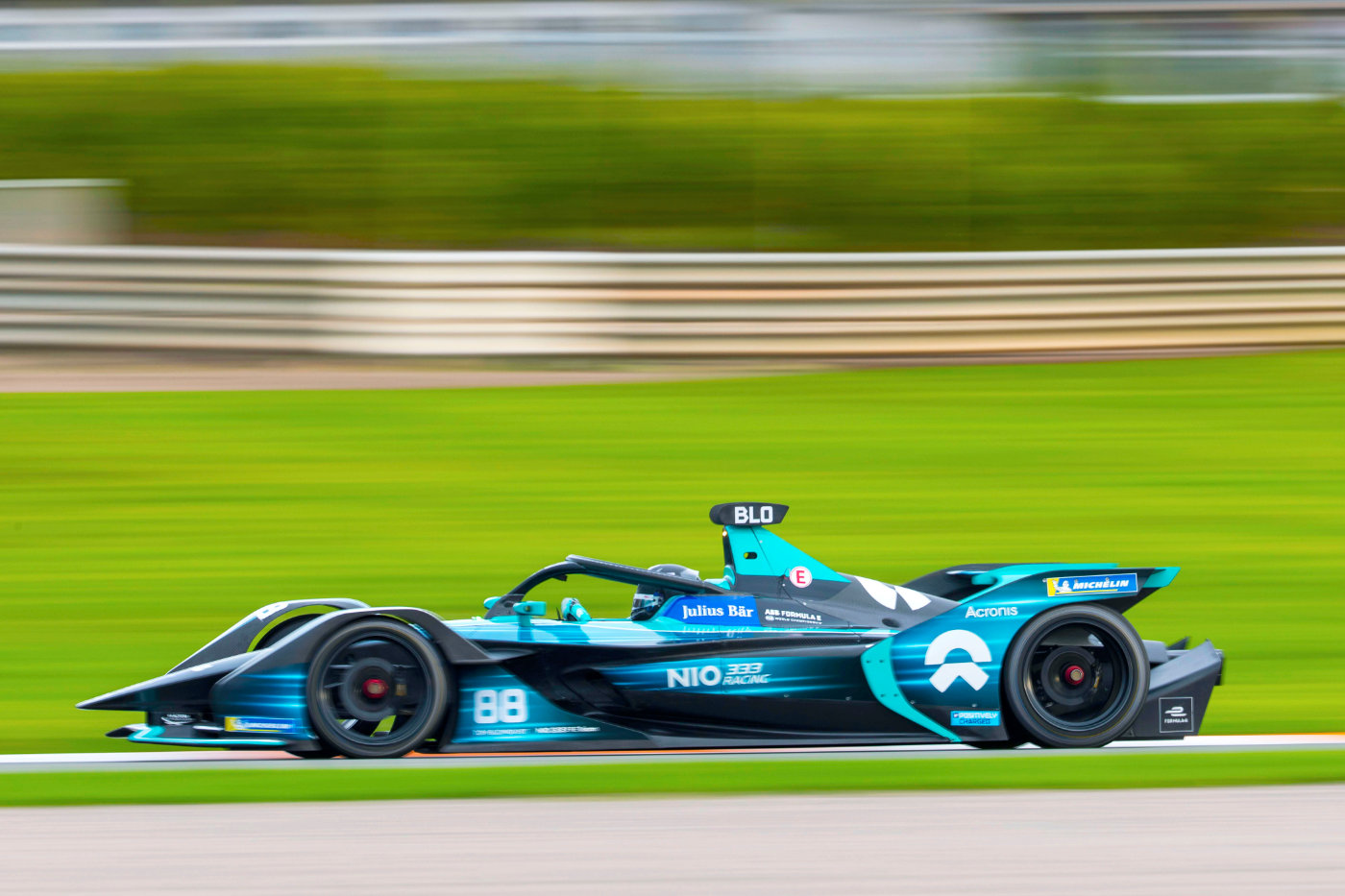 NIO333FE team successfully completed the pre-season test of the seventh season, and its performance has been steadily improved!