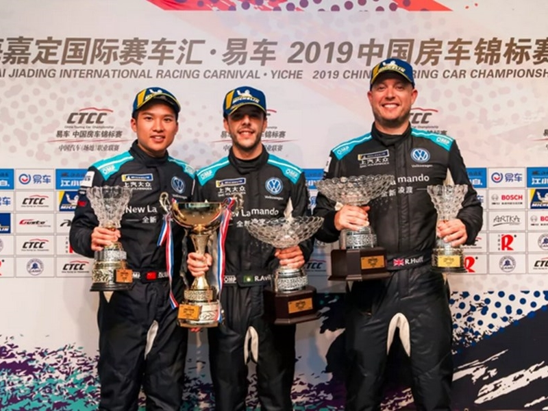 CTCC Ningbo Station SAIC-VW 333 team led the way into the second half of the season, making full efforts to hit the podium of the sub-station