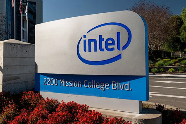 Intel moves to spin out foundry business, inks AI chip deal with AWS