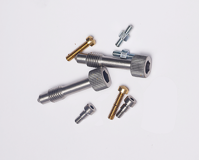 Knurled Socket Captive Screws